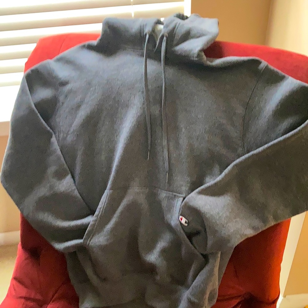 Men’s solid grey Champion hoodie